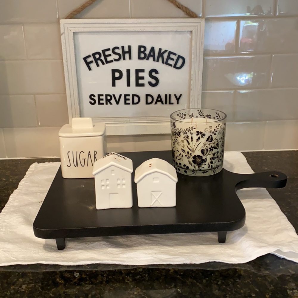Decorative cutting board